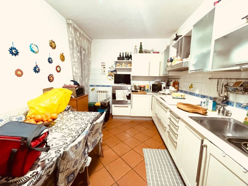 Appartamento a Sarzana in Via Nave, 43 - Foto 2