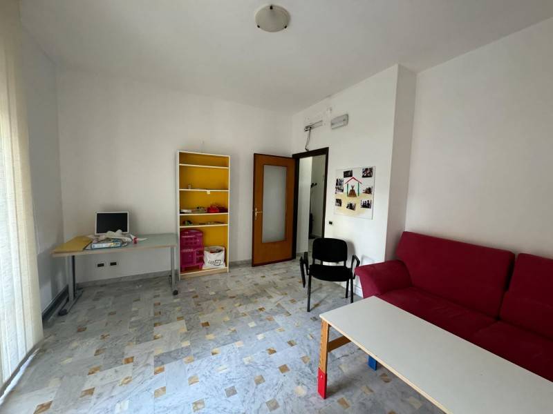 Appartamento a Lamezia terme in Via Cristoforo Colombo - Foto 3
