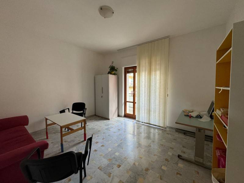 Appartamento a Lamezia terme in Via Cristoforo Colombo - Foto 4