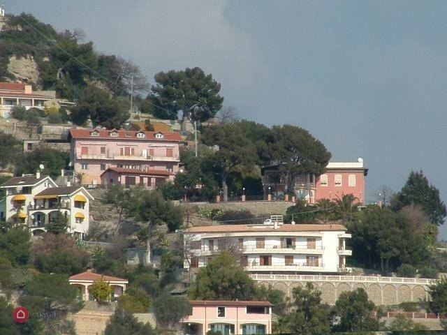 Villetta a schiera a Ventimiglia in Via Collasgarba - Foto 2