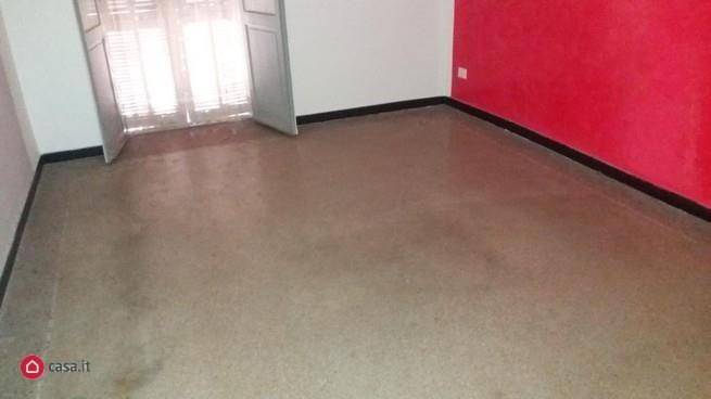 Appartamento a Ventimiglia in Via Camillo Benso Conte Di Cavour - Foto 3