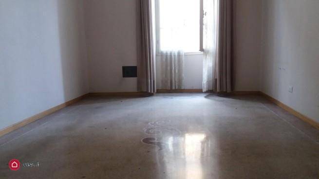 Appartamento a Ventimiglia in Via Camillo Benso Conte Di Cavour - Foto 4