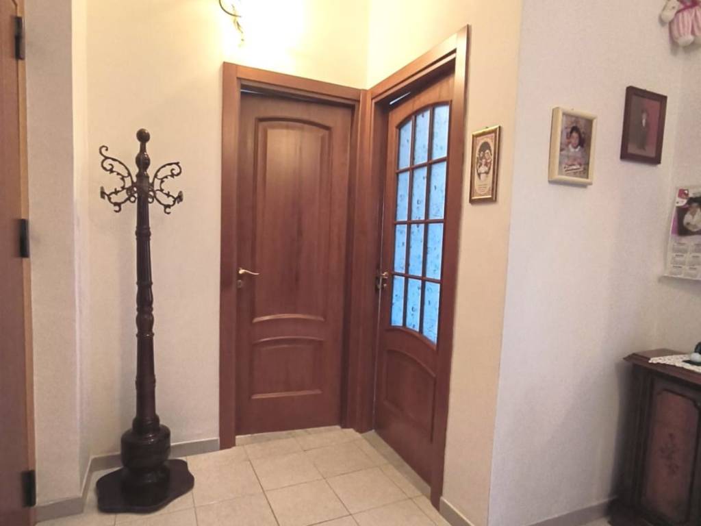 Appartamento a Caltanissetta in Via Generale Cascino, 11 - Foto 2