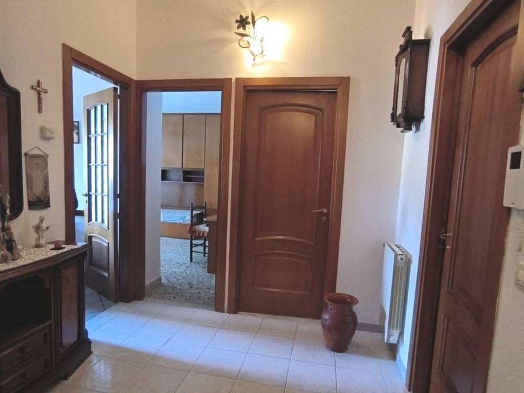 Appartamento a Caltanissetta in Via Generale Cascino, 11 - Foto 3