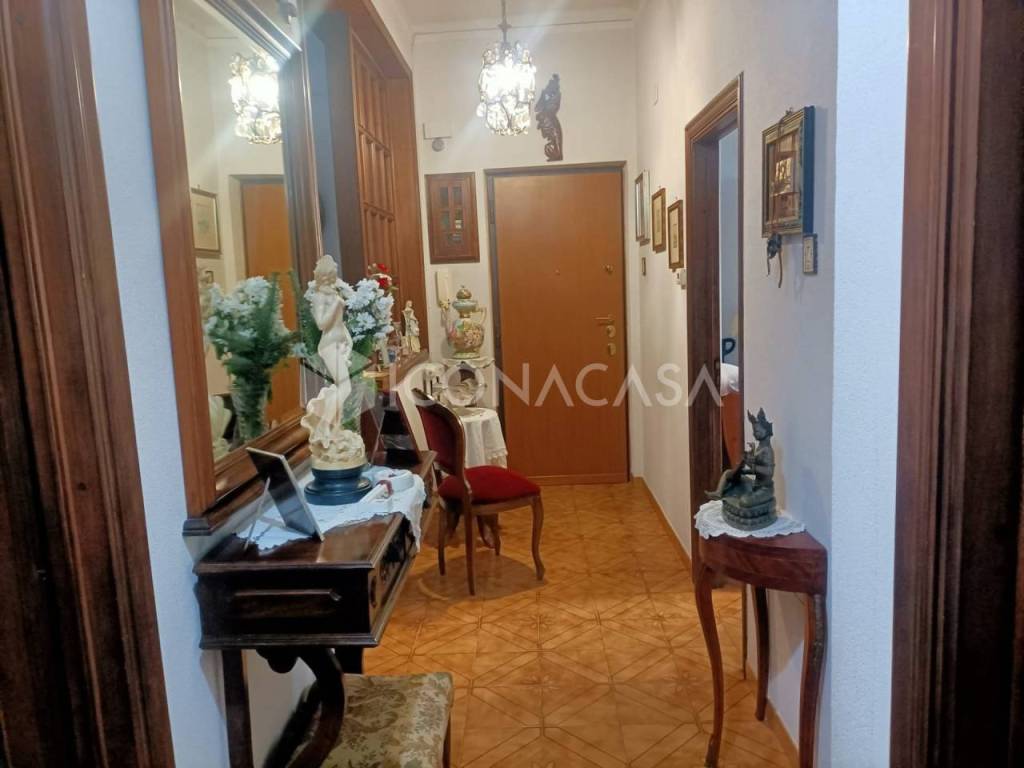 Appartamento a Bari in Via Giovanni Modugno - Foto 2