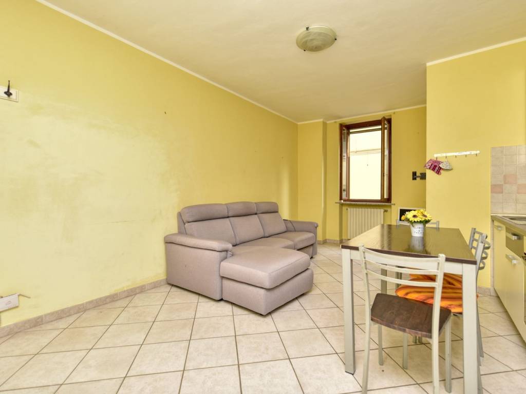 Appartamento a Valenza in Via Felice Cavallotti, 47 - Foto 3