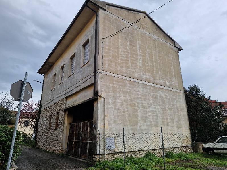 Immobile a Ponsacco in Via 25 Aprile, 44 - Foto 2