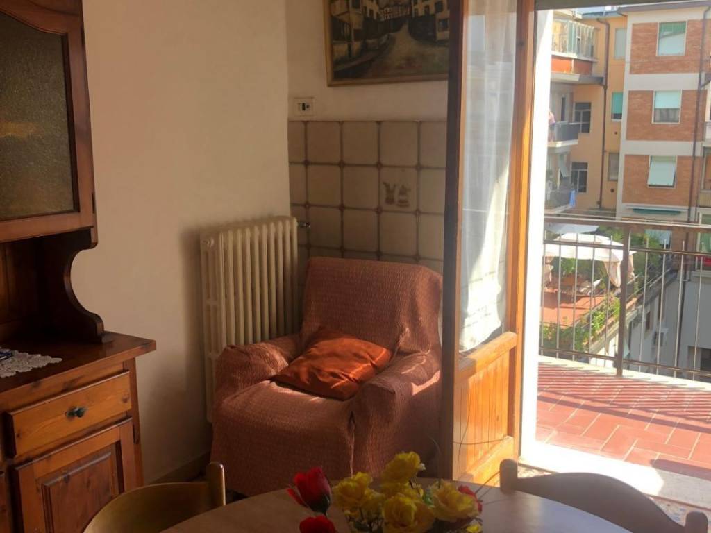 Appartamento a Poggibonsi in Via Pieraccini, - Foto 4