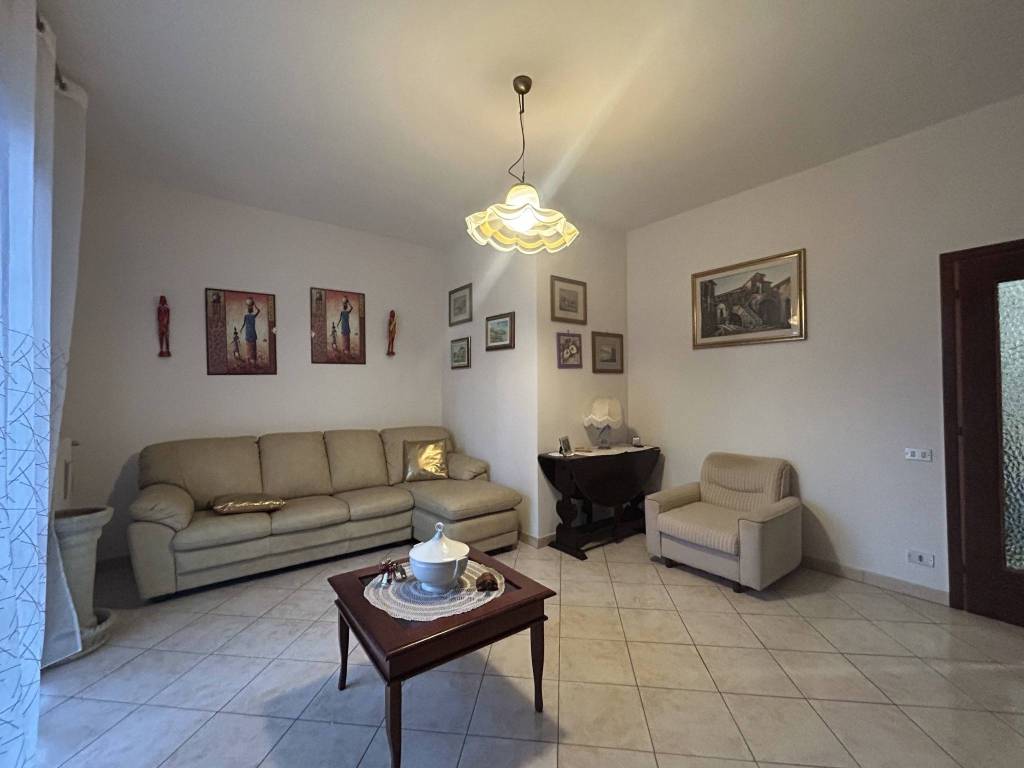 Appartamento a Prato in Via dell'Alloro - Foto 3