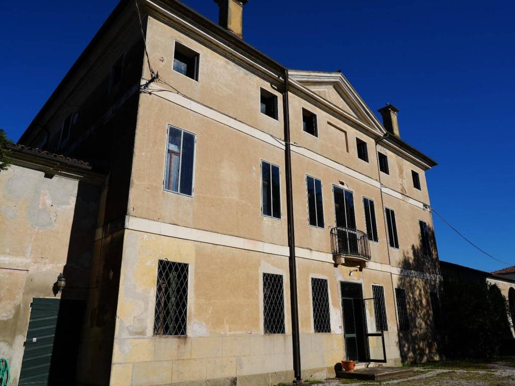 Villa a Montegalda in Via Giuseppe Roi - Foto 2