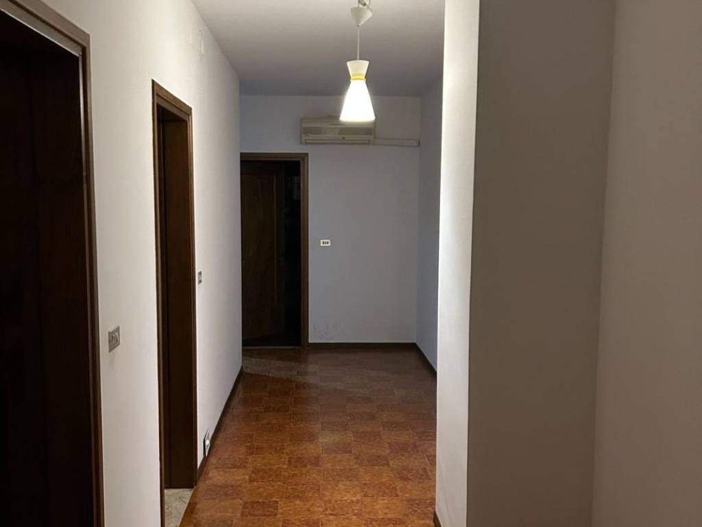 Appartamento a Magnacavallo in Via Pietro Nenni - Foto 5