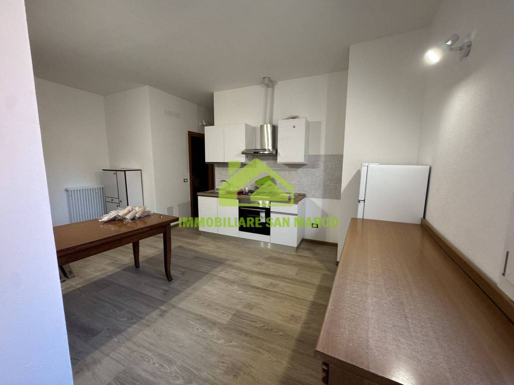 Appartamento a Ferrara in Via delle Pescherie Vecchie, 21 - Foto 4