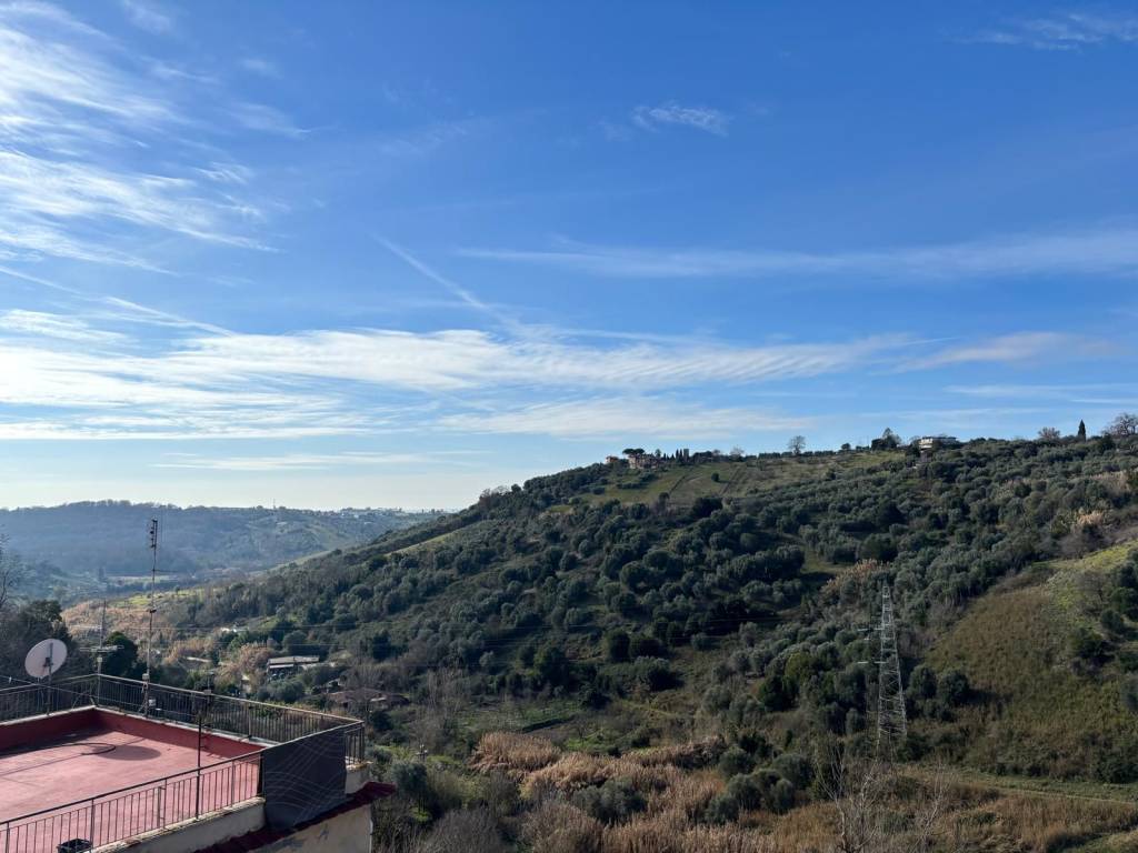 Appartamento a Mentana in Via della Fontana - Foto 4