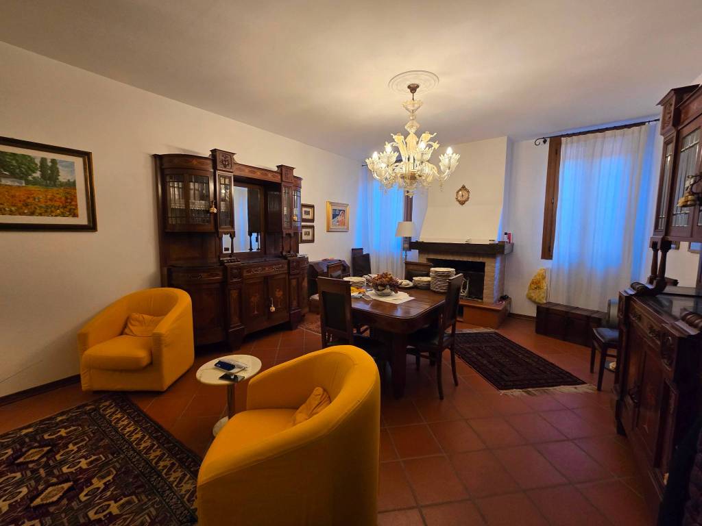 Appartamento a Ferrara in Via Muzzina - Foto 2