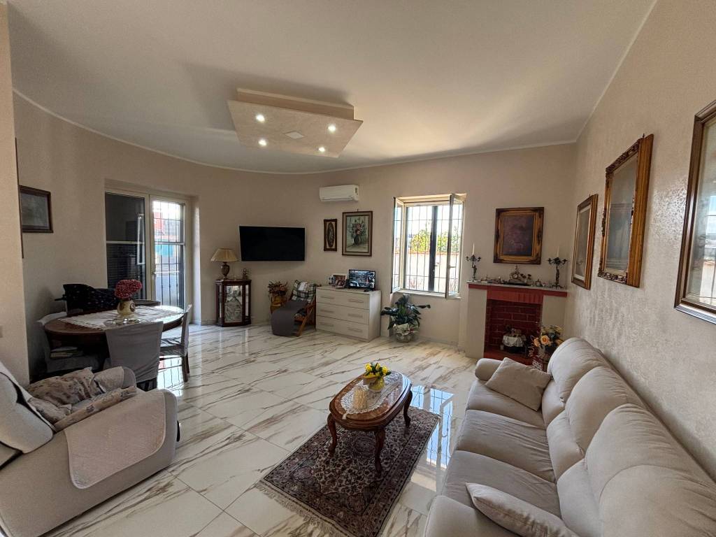 Villa a Cardito in Via Vanoni - Foto 2