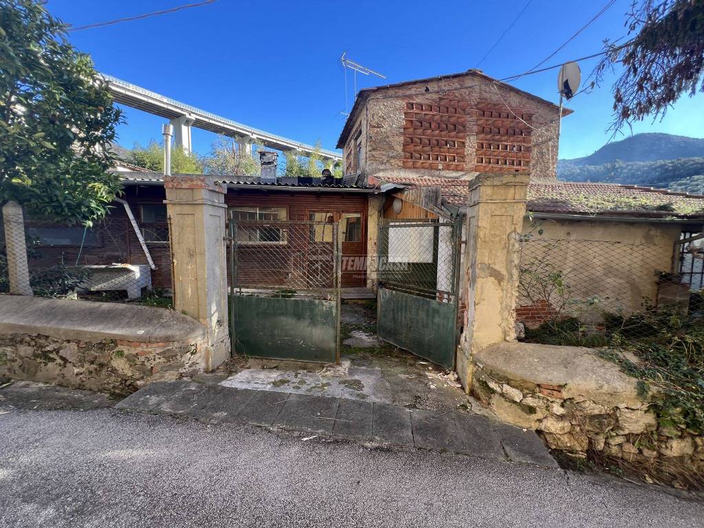 Casa indipendente a Massarosa in Via Monsignor Frediano Giannini - Foto 4