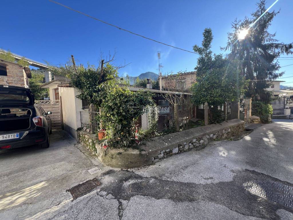 Casa indipendente a Massarosa in Via Monsignor Frediano Giannini - Foto 5