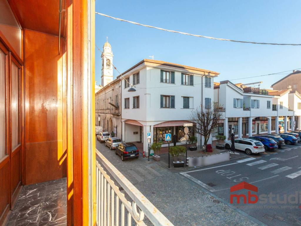Appartamento a Tradate in Via Santo Stefano - Foto 5