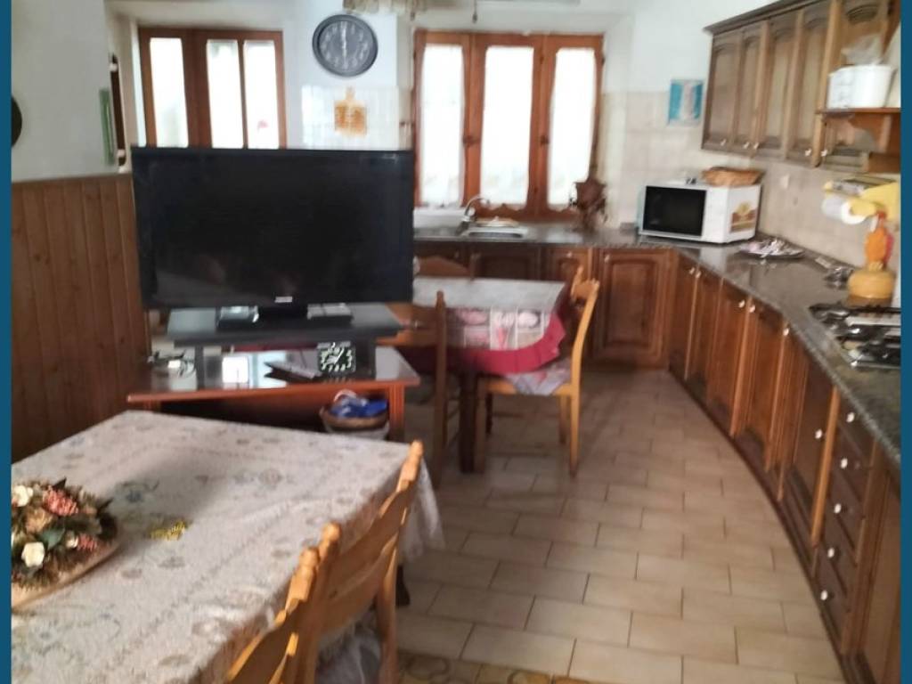Appartamento a Seneghe in Via Pippia, 83 - Foto 4