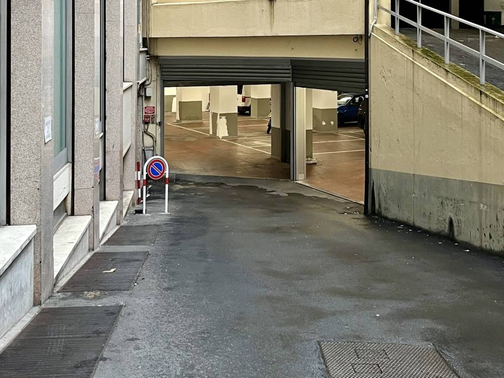 Box / garage a Genova in Via alla Porta degli Archi, 24 - Foto 2