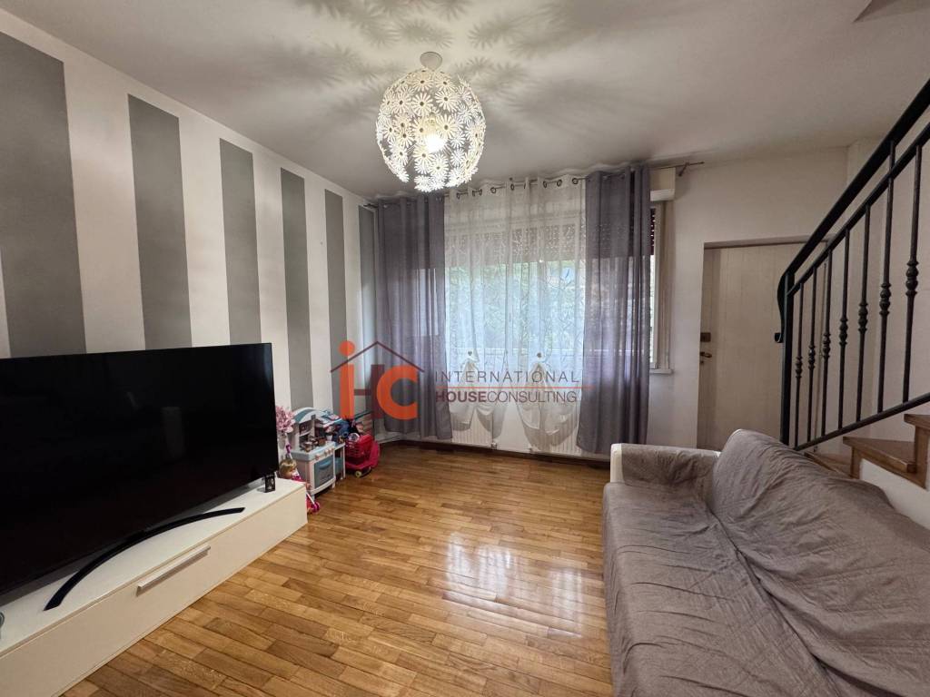 Appartamento a Bergamo in Via Francesco Coghetti - Foto 2
