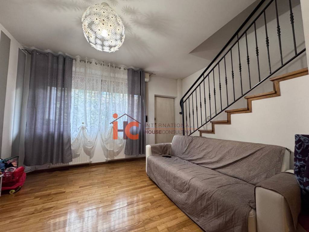 Appartamento a Bergamo in Via Francesco Coghetti - Foto 3
