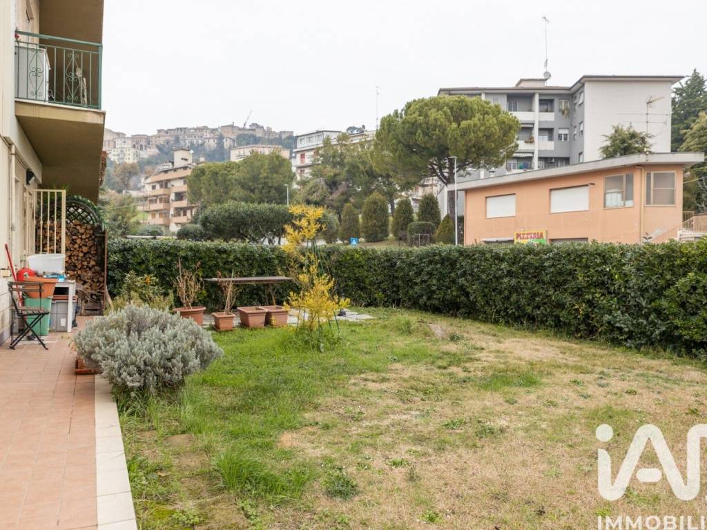Appartamento a Osimo in Via Alcide De Gasperi, 28 - Foto 2