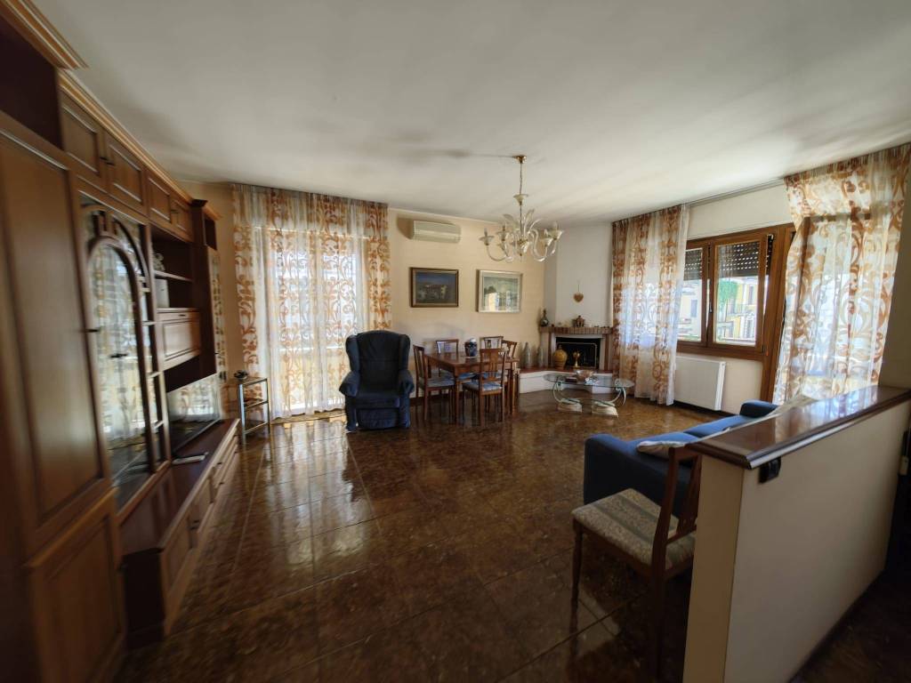 Appartamento a Varese in Via Maria Virginia Staurenghi - Foto 2