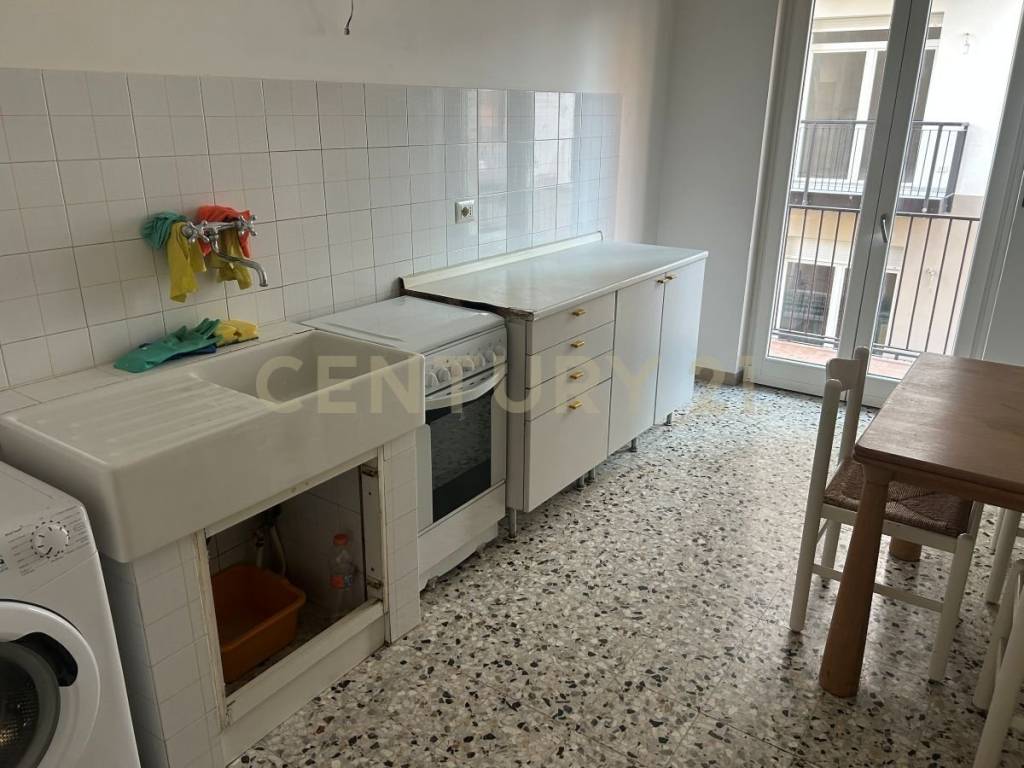 Appartamento a Verona in Via Pier Fortunato Calvi, 49 - Foto 2
