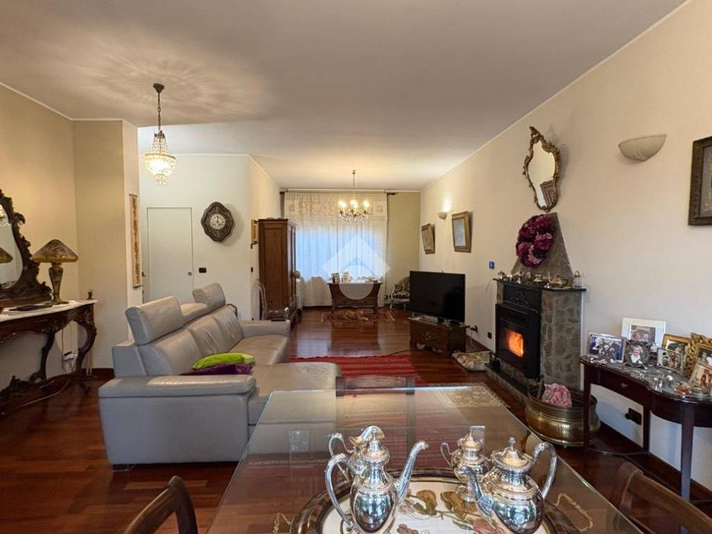 Villa a Rivoli in Via bruere, 74 - Foto 3