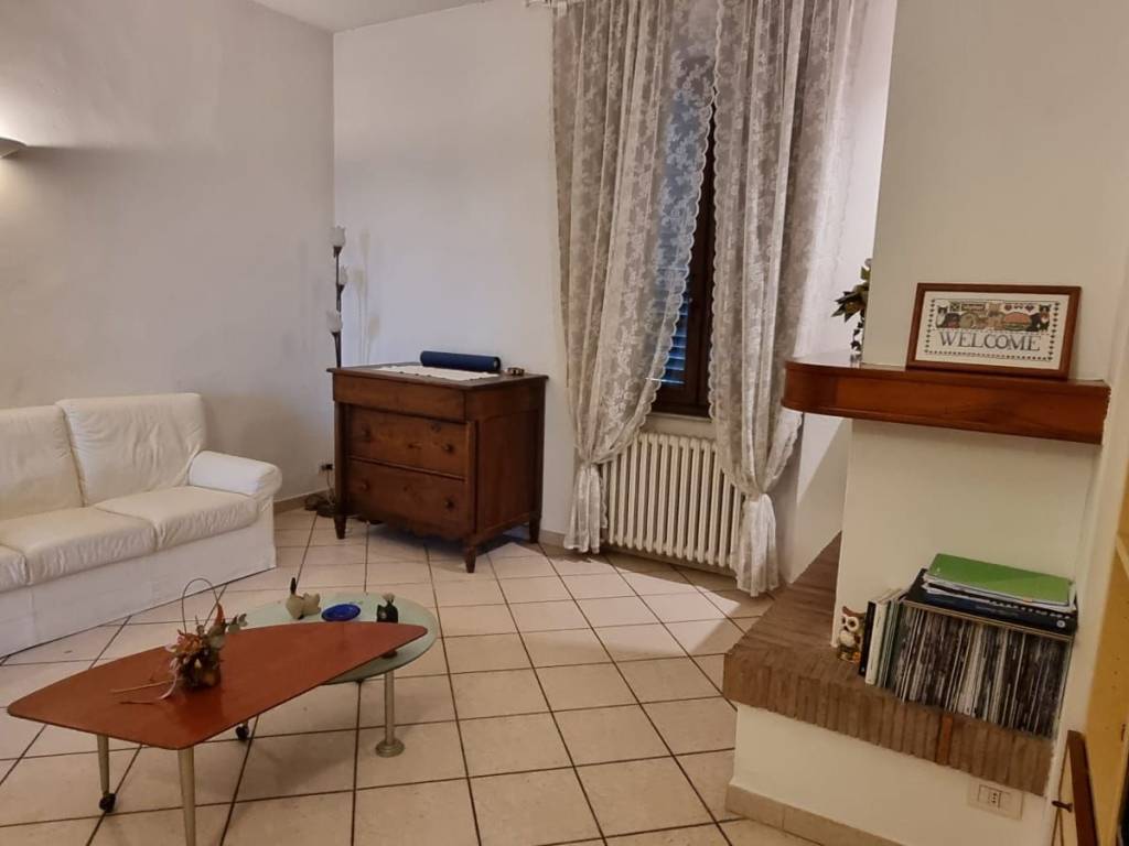 Appartamento a Buggiano in Piazza del Popolo - Foto 5