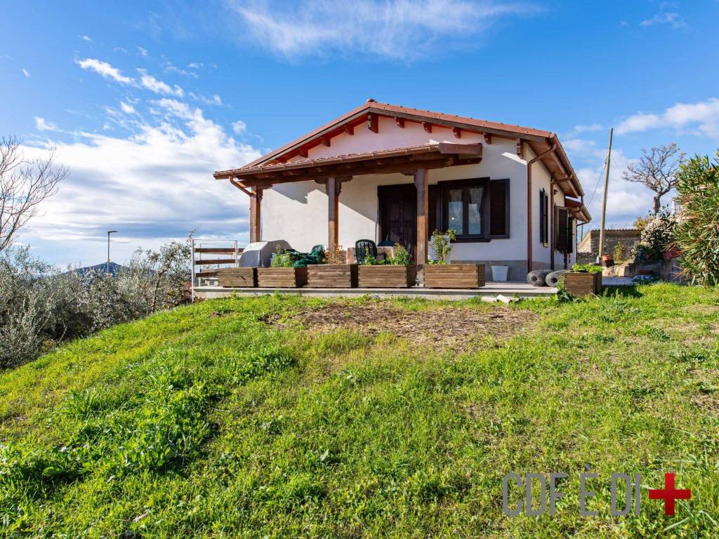 Villa a Mompeo in Via Pompeo Magmo - Foto 2