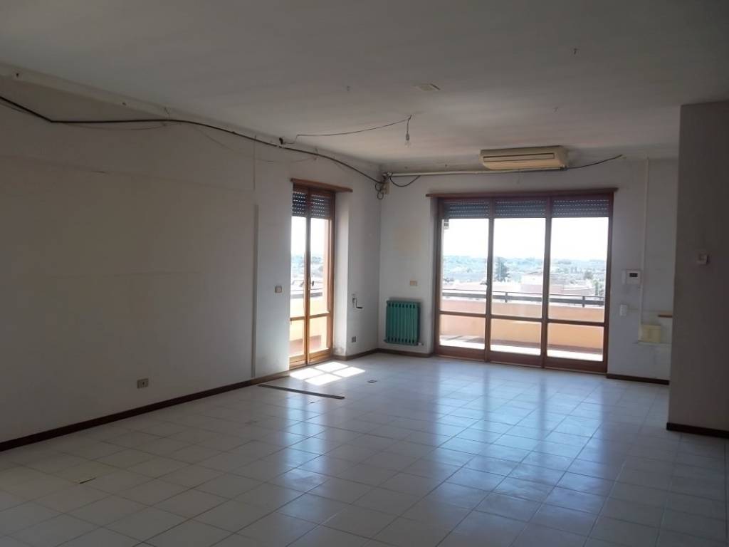 Appartamento a Matino in Viale Italia - Foto 4