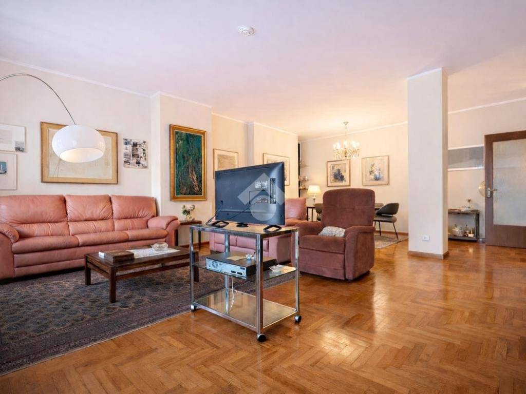 Appartamento a Sondrio in Via Stelvio, 3 - Foto 2