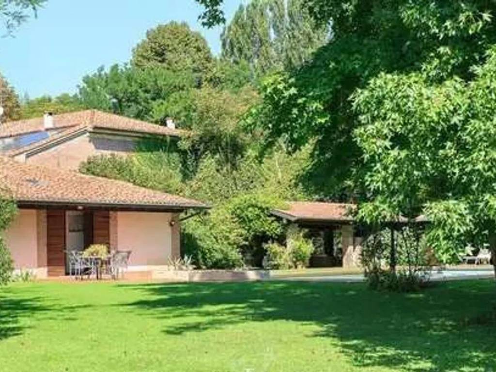 Villa a Roncoferraro - Foto 2