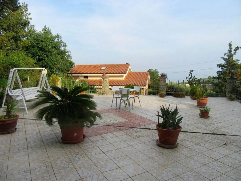 Villa a Sanremo in Via Duca D'Aosta, 158 - Foto 3