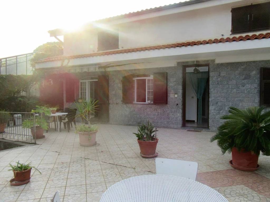 Villa a Sanremo in Via Duca D'Aosta, 158 - Foto 5
