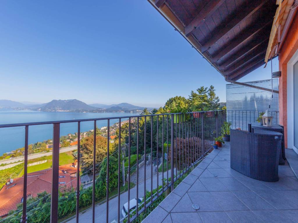 Villa a Stresa in VIA PER LEVO, 6 - Foto 2