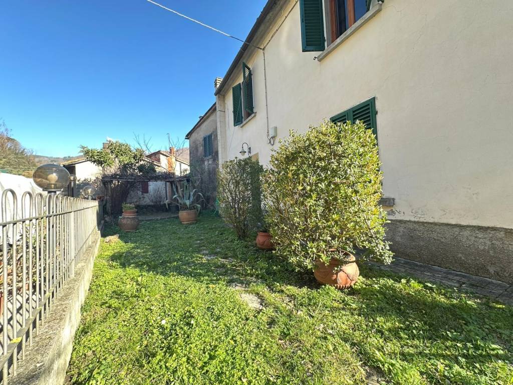 Villa a Marliana in Via Roma - Foto 3