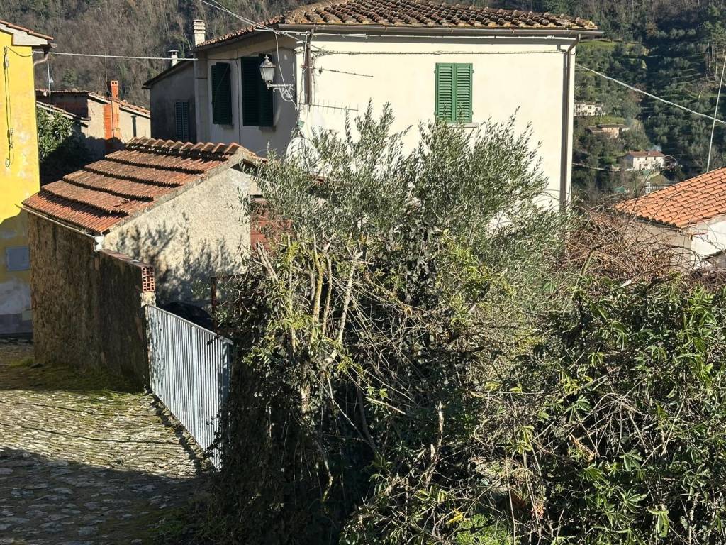 Villa a Marliana in Via Roma - Foto 4