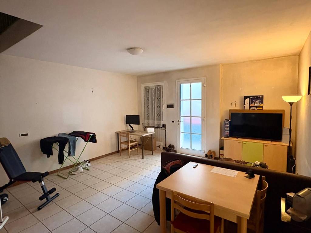 Appartamento a Monfalcone in Via Callisto Cosulich - Foto 3