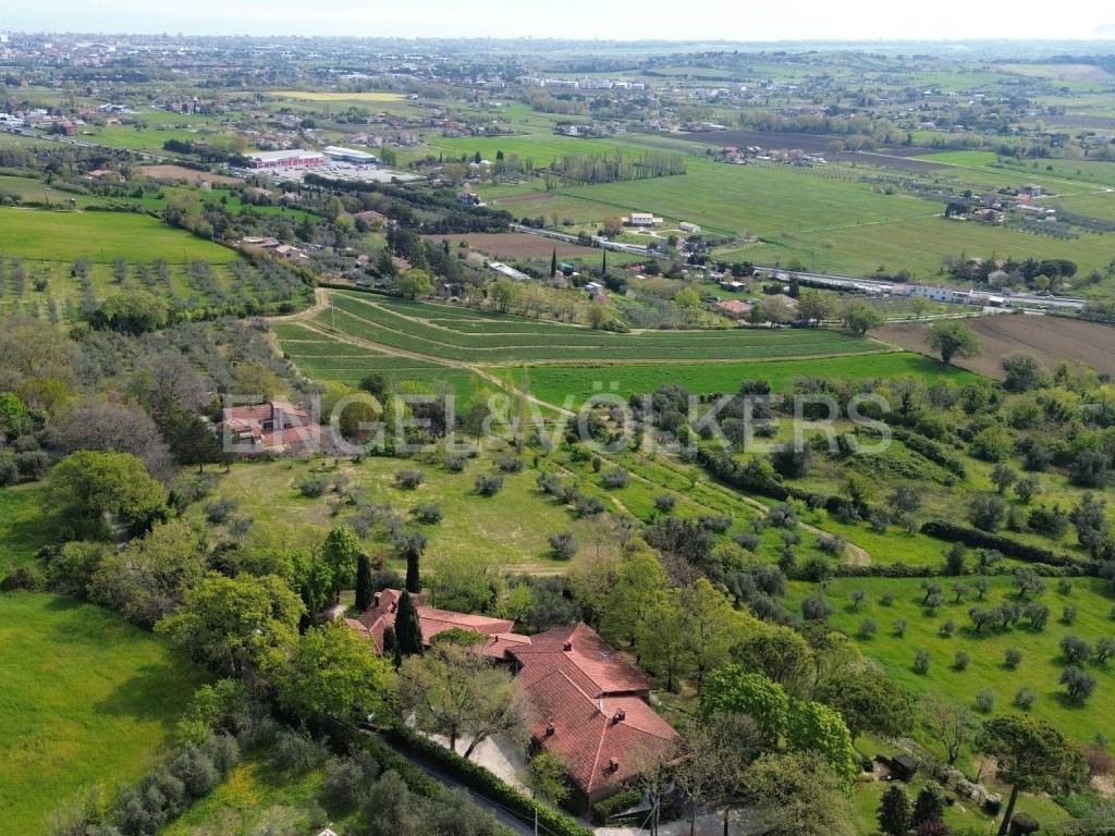 Villa a Rimini in Via Castellaccio - Foto 4