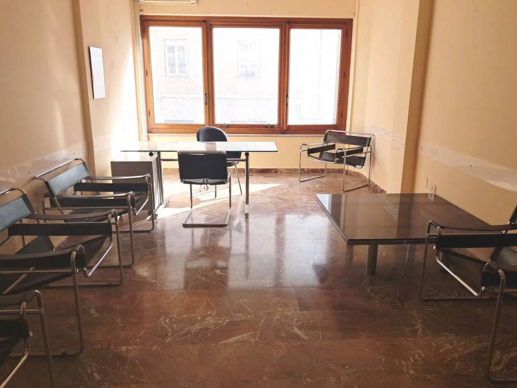 Immobile a Terni in Piazza Cornelio Tacito No Number - Foto 2