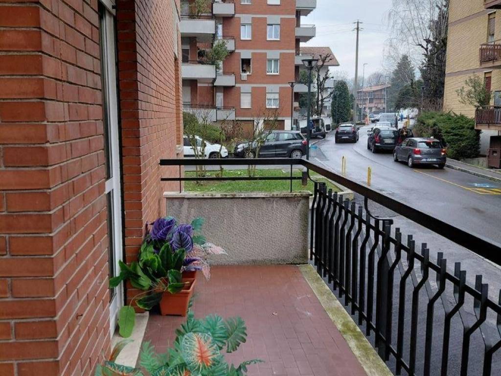 Appartamento a Bergamo in Via Ettore Vacha - Foto 4
