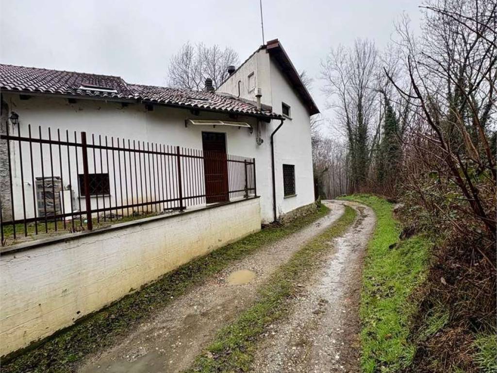 Casa indipendente a Almese in VIA VERNETTA, 14 - Foto 3
