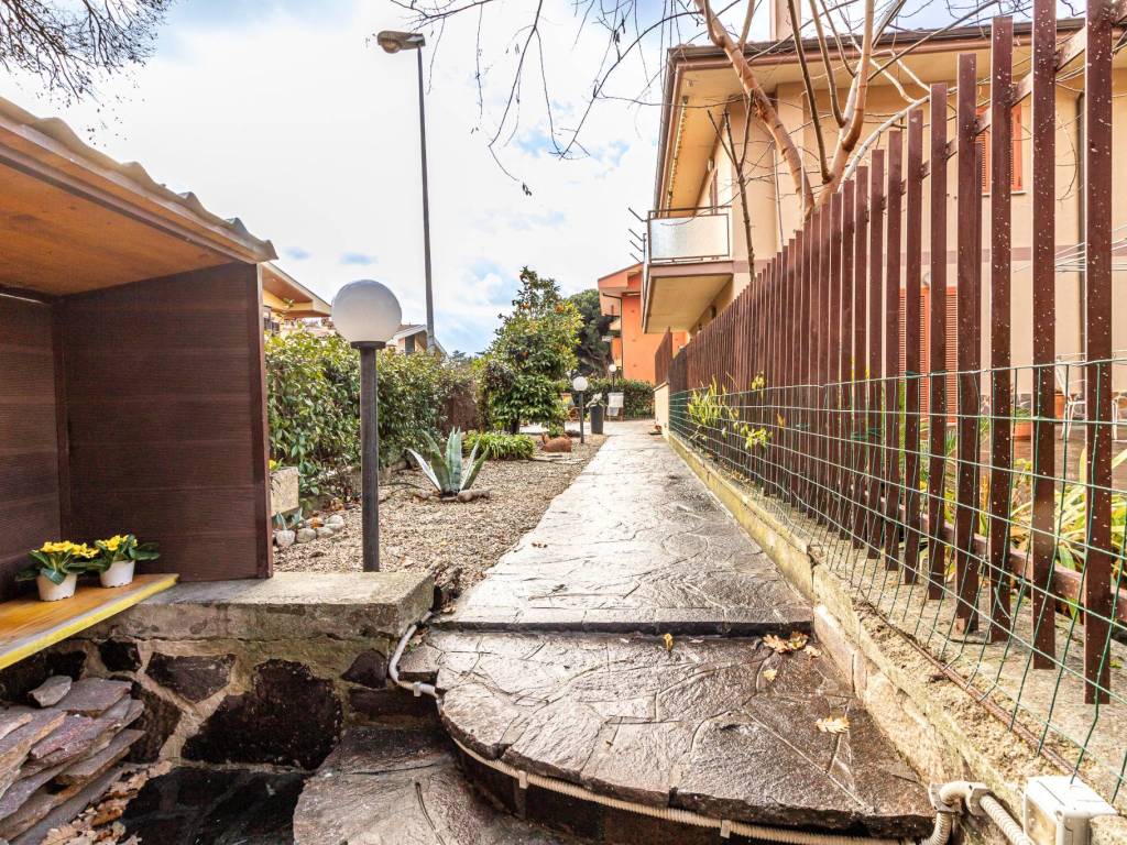 Appartamento a Marino in Via Vecchia di Grottaferrata, 29 - Foto 3