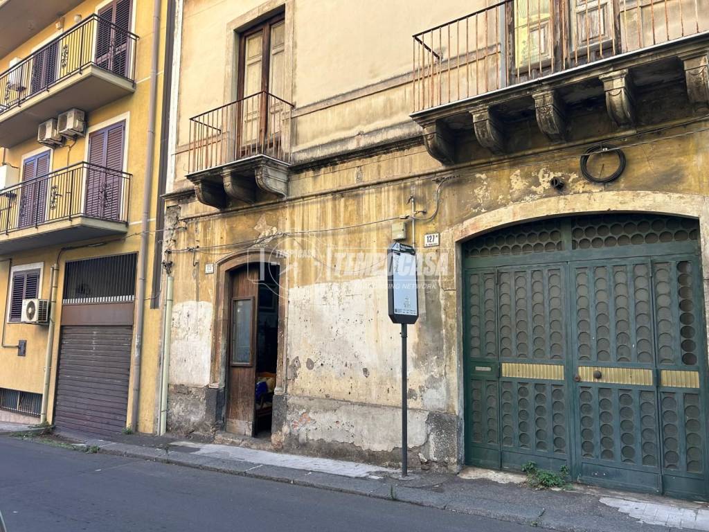 Appartamento a Catania in Via Regina Bianca - Foto 3
