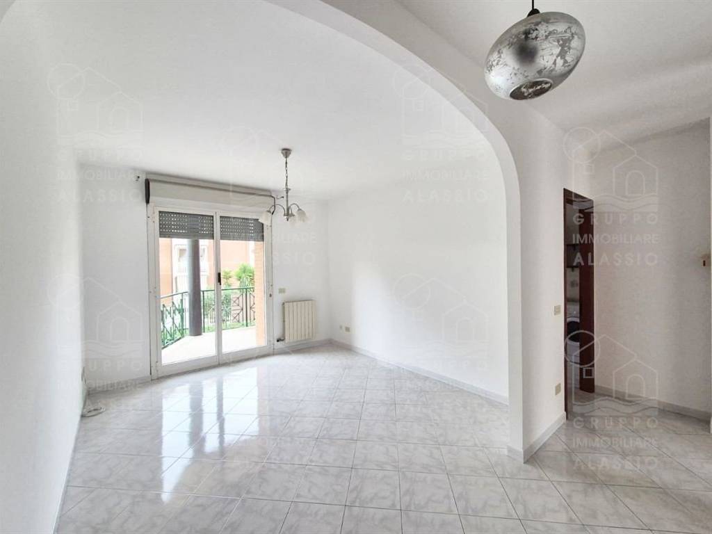Appartamento a Albenga in Via Nino Bixio - Foto 3