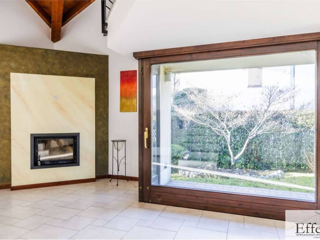 Villa a Besozzo in Via Stocchetti, 73 - Foto 4