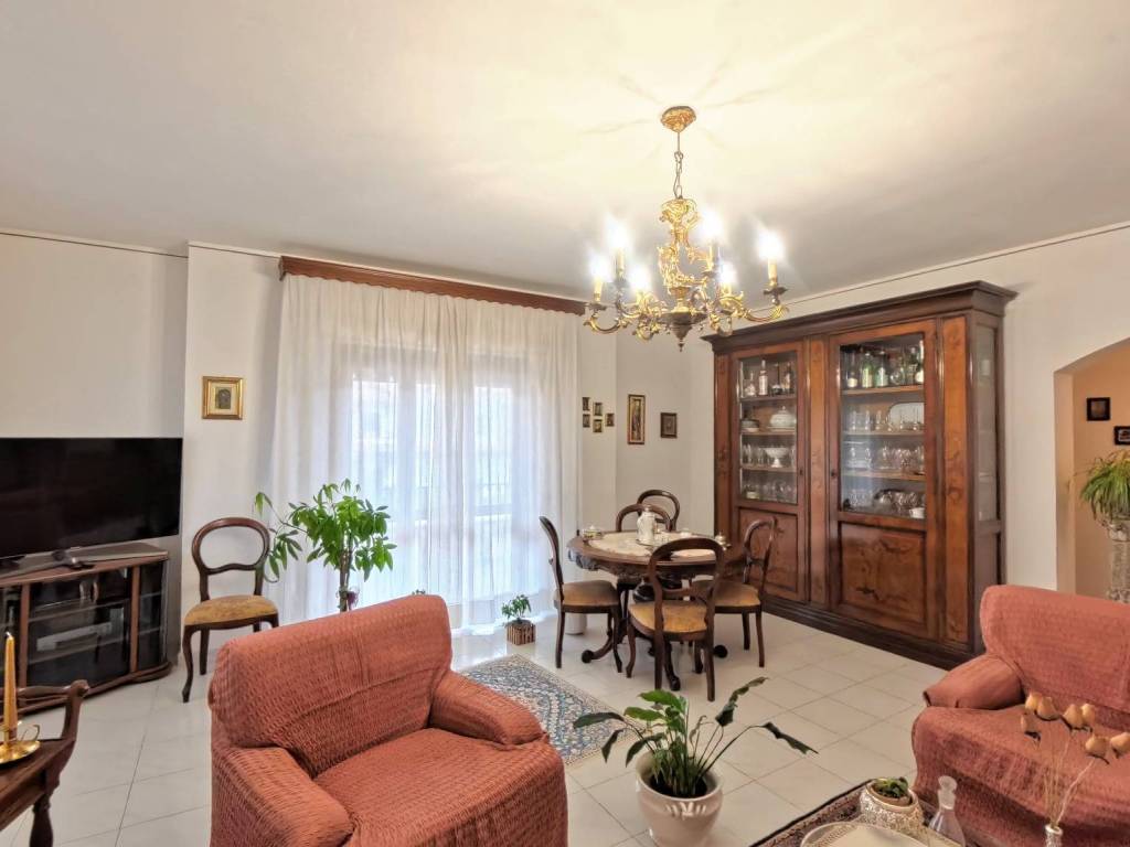 Villa a Acquapendente in Via Giambattista Casti - Foto 4